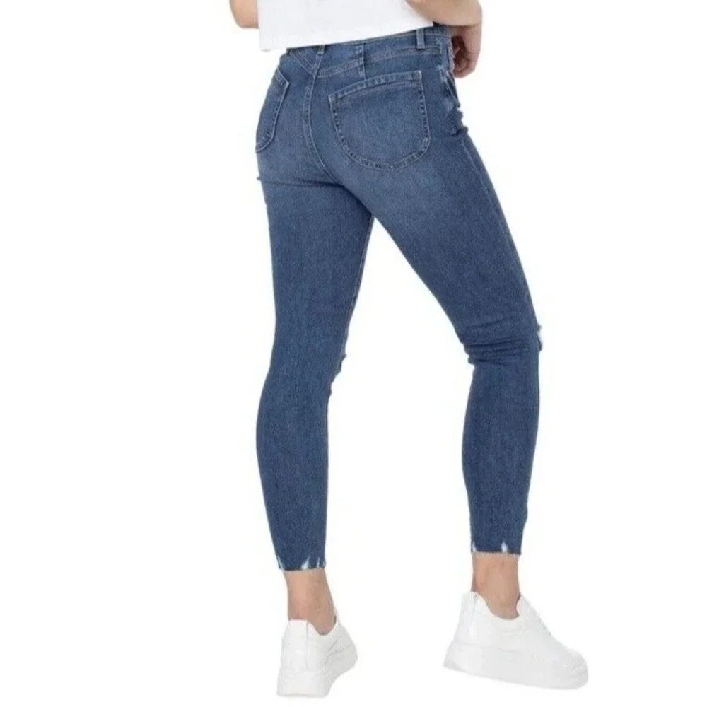 Celebrity Pink‎ The Deb Curvy Hi-Rise Skinny Jeans Dark Wash Distressed 3/26 NEW